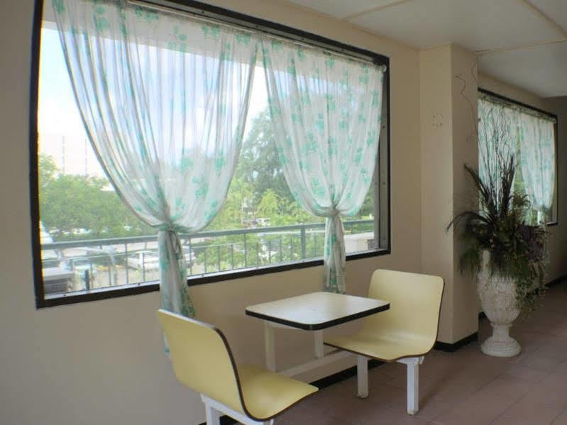 Micro Beach Hotel Garapan Exterior photo